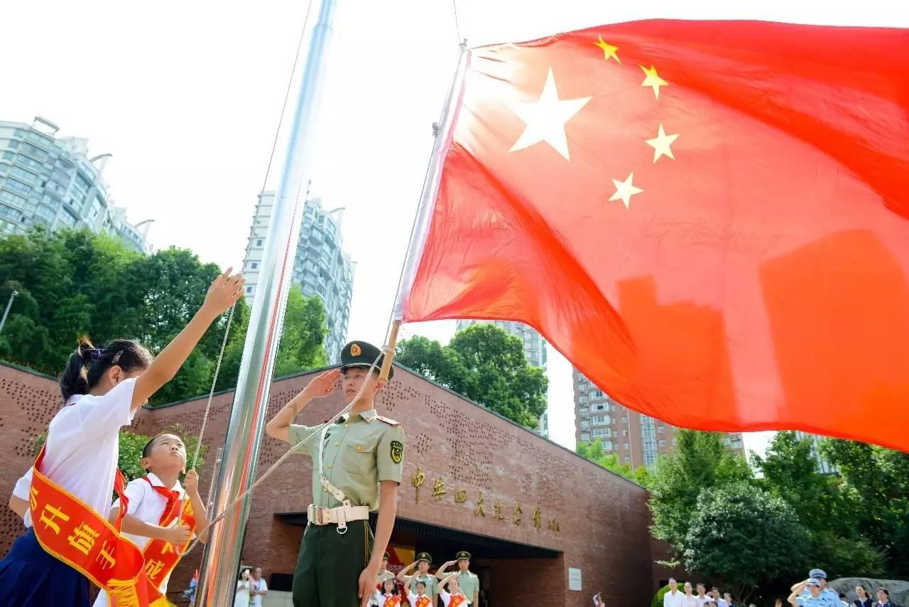 英勇骑士向前冲无敌版